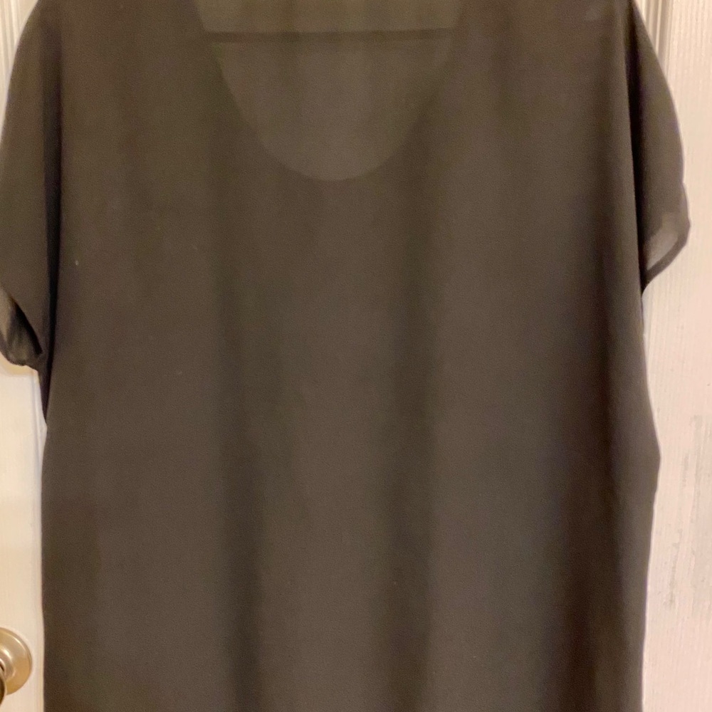 Everleigh Semi-Sheer Black Scoop Neck Polyester Blouse Cap Sleeves Size Large - Picture 2 of 8